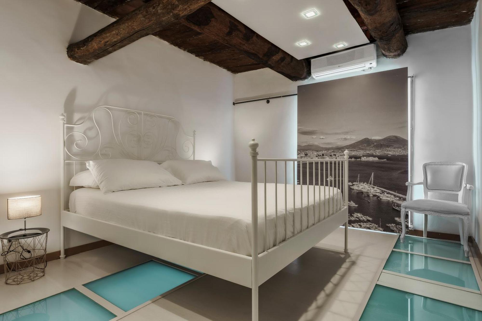 La Bella Vita Luxury Apartament And Travel Solution Neapel Exteriör bild